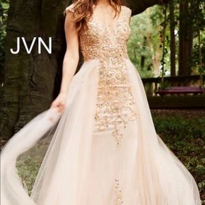 JOVANI Sheer prom dress with Over skirt